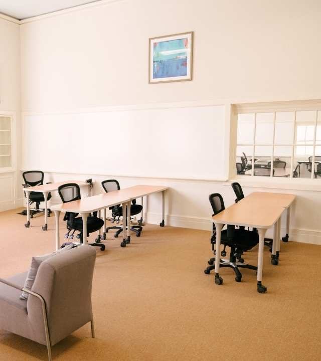 8 to 10 Person Membership Pricing​ Desk Coworking Membership Pricing at Berkeley coworking space